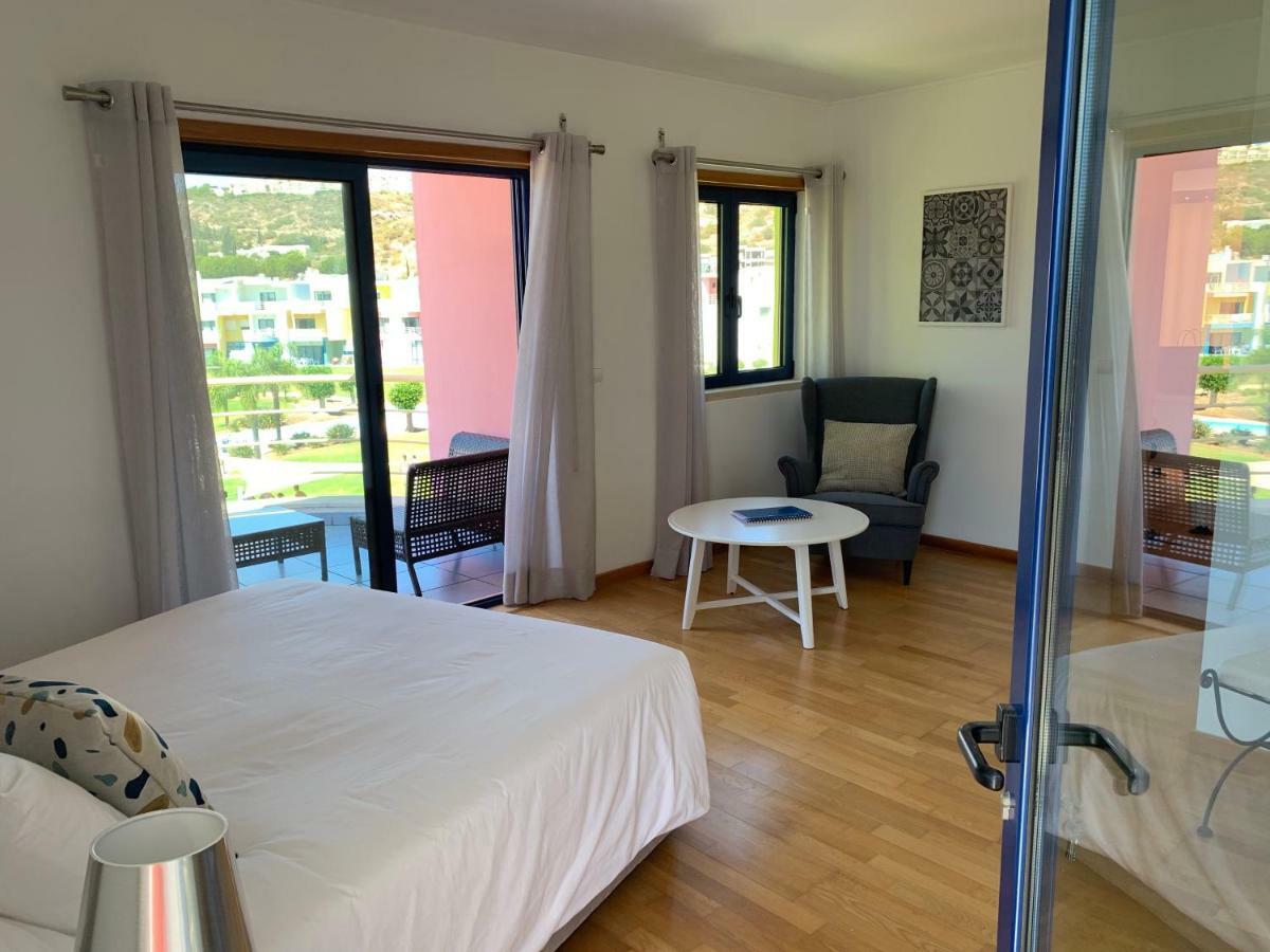Penthouse 160Sqm Wide Terraces Pool View & Private Hot Tub & Parking Apartment Albufeira Ngoại thất bức ảnh
